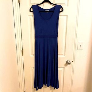 2/$10 Max Studio blue midi dress, size M